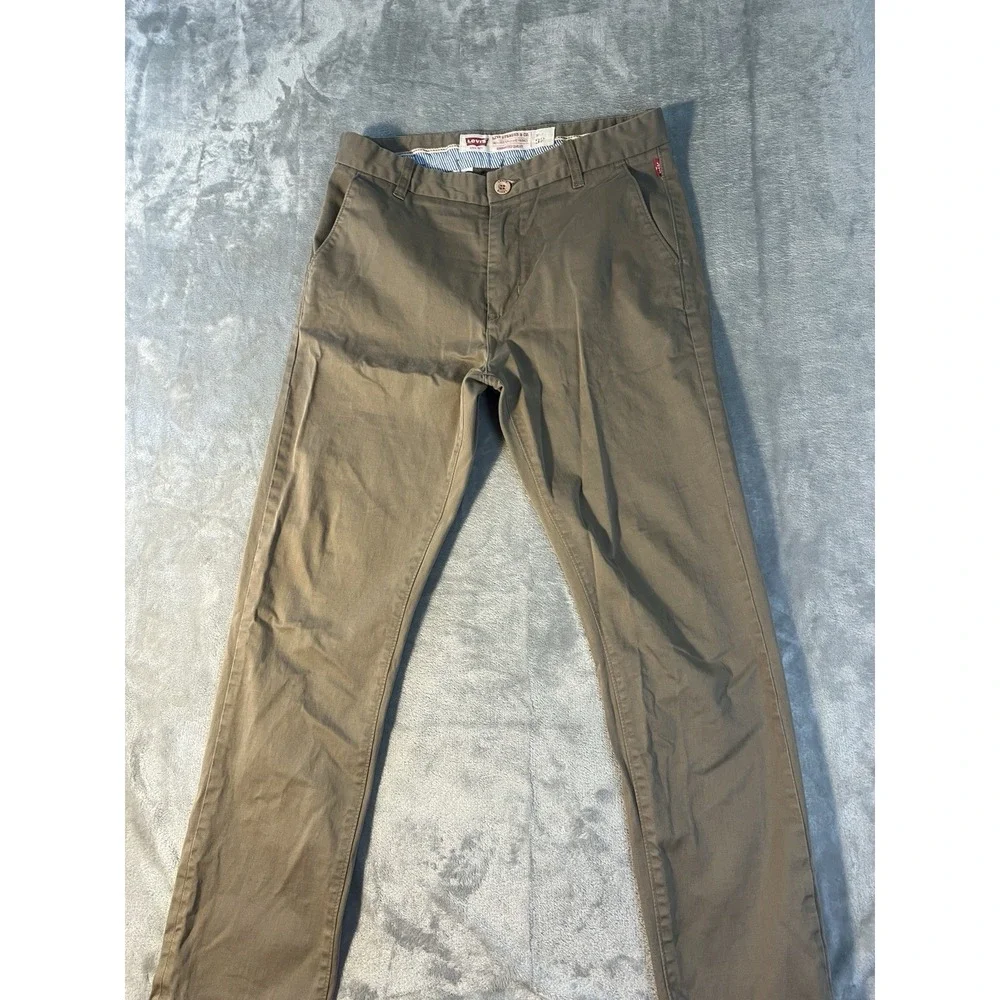 Levi's Mens Khaki Chino Pants Size 32 Casual Straight Flat Front Tan